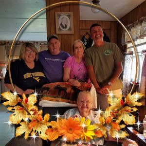 Meet your Posher, Connie